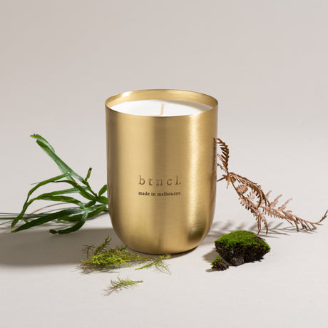 Forest btncl candle with fresh moss, and fern